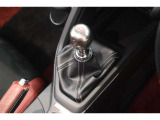 6速MTのお車です♪直感的な操作を楽しむことができます!