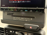 純正の9インチナビなのでCDやDVD、Bluetooth、フルセグTVなど様々なメディアに対応しております。画面が大きいのでとても見やすいです。