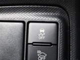 コーナリング時などで横滑りが発生した場合、ブレーキとエンジン出力を制御して車両の安定性を確保するVSCと、発進・加速時にタイヤの空転を抑えてアクセル操作を容易にするTRCを採用しています。