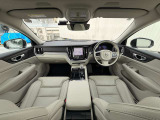 V60 リチャージ PHEV T6 AWD アルティメット 4WD 