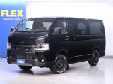【新車9型ハイエースバン】各所ブラックアウトしたダークプライムⅡ