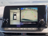 【アラウンドビューモニター】はまるで上から見ているような視点で周囲を確認できます!駐車が苦手な方でも安心して駐車できますね♪