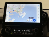 いまや必須装備「ナビゲーション」搭載!知らない場所にスイスイッとドライブ。もう、これなしではハンドルを握れませんね!でも運転中の操作は危険ですのでご注意ですね☆