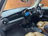 ◆LIBERALAは、輸入車選びの新たなスタイルを提案するインポート・セレクト・ブランドです。オーナー様となる方がクルマから直接感じる感性を第一にした、最良の一台との出会いをコーディネートいたします。