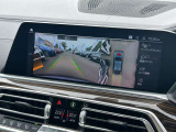 また、BMW正規認定中古車は、エマージェンシーサービスが自動付帯。24時間365日、皆様のカーライフをサポート致します。確かな安心のうえで、「駆けぬける歓び」をご堪能ください。