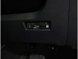 ETC!料金所も止まる事無くスイスイです!窓を開ける必要も無いので雨や花粉、排気ガスの浸入もありません!今や必需品ですネ!