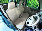 運転席シート廻りは使用感も少なく、良好な状態となっています。丁寧に使われていたことがよくわかりますね。