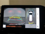 パノラミックビューモニター付きで、車両の周囲を確認することができるので安心できますね♪