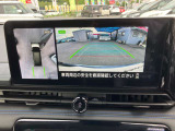 【アラウンドビューモニター】ー空から見下ろしているかのような映像で駐車をアシスト!これでバック駐車も安心ですね♪♪