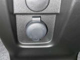 シガーソケット用の充電器が使用可能です!