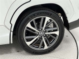 タイヤサイズは225/50R18!純正アルミホイール!納車前の点検時にタイヤ交換させていただきます!
