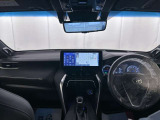 落ち着いたカラーの内装で、ゆったりと運転したい方に。