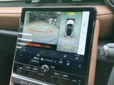 駐車時の安全性を高めるバックモニター。狭い場所でも、後方確認がしやすくなり、スムーズな駐車をサポートします。運転に自信がない方にもおすすめです。