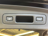 【パワーバックドア】スマートキーや運転席のボタンを押すだけでリアゲートが自動で開閉します!荷物を持っている時や、高い位置にあるバックドアを閉める際に便利な機能です♪