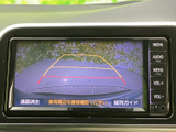 後方確認モニターは、駐車時の安全性を高め、狭い場所での運転をサポートします。