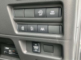 日産愛知の中古車は【走行距離無制限の保証付き】です!全国の日産サービス工場で保証整備が可能なので安心してお乗り頂けます♪(保証期間は車両によって異なりすので、当店スタッフまでお気軽にお尋ねください)