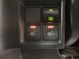 運転席/助手席にはシートヒ-タ-を完備!