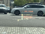 人気のヘッドアップディスプレイ!現在の車速、ナビゲーション・システムによるルート案内の矢印表示、チェック・コントロール、前車接近警告など、さまざまな情報をドライバーの視界内に直接表示いたします!