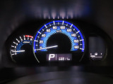 見やすいメーターで安全運転のお役に立ちます!!