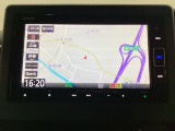 ナビゲーションはフルセグTV、インターナビ対応のGathers純正メモリーナビを搭載しています。Bluetoothオーディオ機能がありますので、スマートフォンなどの音楽も再生できます。