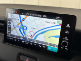 見通しの良い運転席回りとなっておりますので安心して運転をして頂けます!窓が大きいので明るく開放的な室内です