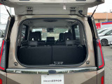 広さと使いやすさを向上させたラゲージスペース。積み下ろしもしやすいお車です!