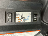 車いす乗降用ニーリングスイッチです。詳しくはスタッフまでお尋ねください。