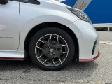 弊社は、お客さまのニーズにお応え出来るよう、豊富な車種を取り揃えております。お乗り換えの際も、是非、よろしくお願いいたします。