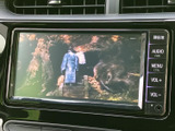 停車中にTV番組や動画を楽しめる機能。長距離移動のお供に最適です。快適な時間を過ごせるでしょう。