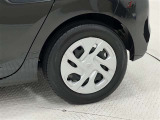 タイヤサイズは185/65R15!納車前の点検時にタイヤ交換させていただきます!