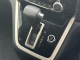 店舗にて現車の確認もいただけますので、お電話で在庫のご確認の上是非ご来店くださいませ。