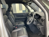 車内は徹底的にクリーニングされているので、快適にお乗りいただけます。