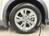 ご納車までの期間ですが、県内のお客様は1,2週間、県外のお客様は2,3週間ほどでご納車が可能となります。但し、お支払いや書類の状況によっては多少の前後もありますので、その際には何卒ご了承下さい。