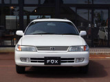 ホワイトボディが爽やかな印象のフロントビューです。