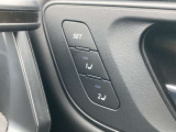 お好みのポジションが簡単に見つかる。運転席パワーシート