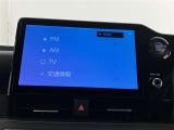 いまや必須装備「ナビゲーション」搭載!知らない場所に、スイスイッとドライブ。なんて便利な機能でしょうか?もう、これなしではハンドルを握れませんね!でも、運転中の操作は危険ですのでご注意ですね♪