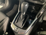 全てのトランスミッションのメリットを兼ね備えた理想的なAT、それがSKYACTIV-DRIVE(スカイアクティブドライブ)。「滑らかな変速」「ダイレクト感のあるシフトフィール」そして「低燃費」が特長です!