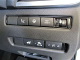 ■ハンドル支援ONOFF。■電動バックドアが車内からも開閉できます。■AC電源ONスイッチ。■ヘッドアップディスプレイ■メーター調光■トリップリセット■ヘッドライトマニュアルレベライザー。