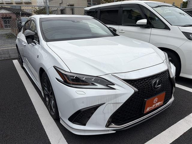 ES 300h Fスポーツ 禁煙車 ムーンルーフ 純正12.3インチナビ