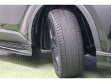 タイヤサイズ 225/50R18。