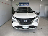 ■タフギアでありながら洗練されている新しいSUVデザイン!日産アイコニックなVモーショングリル、ブーメランシェイプを描くシグネチャーランプ&ヘッドランプ!上質感が高めています。