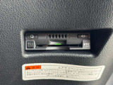 今では必需品のETCもパネルデザインにフィットするビルトインタイプなので、見た目もスッキリとしています