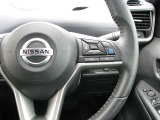 プロパイロットの操作スイッチを装備しています♪♪前車を追従したり減速をしたり運転手の負担を軽減するための装置です。