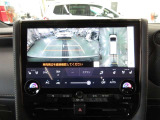 車両を上から見たような映像をナビ画面に表示するパノラミックビューモニター
