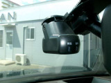 万が一の時に役立つ日産純正ドライブレコーダー