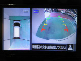 アラウンドビューモニター付きで駐車も楽々♪駐車が苦手な方でもこれで安心です!