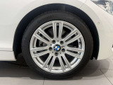 サービスにはドイツ本国と同様に教育と訓練を受け、BMWを知り尽くした「マイスター」が数多く在籍しております。360度による納車前点検整備で、お客様に安心と安全をお届けいたします。