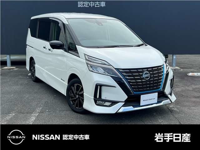 セレナ 1.2 e-POWER ハイウェイスターV アーバンクロム