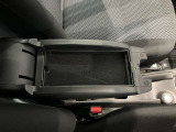 アームレスト付きです!運転の疲労を軽減してくれます♪