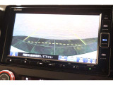 バックカメラが装備されており、後方の安全確認はもちろんのこと狭い場所での駐車や雨の日・夜間など視界の悪いコンディションでのストレスの軽減にもなります!